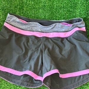 Lululemon Athletic Shorts size 6